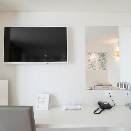 Hotel Capitol Gatteo a Mare Bagian luar foto